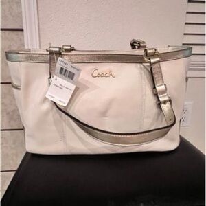 Coach Elegant White and Gold Shoulder Bag